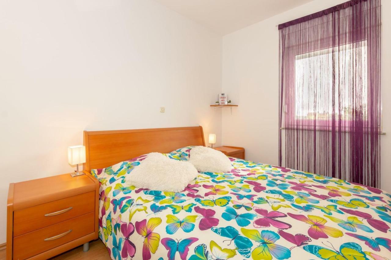 Apartment Keti Fazana Bagian luar foto